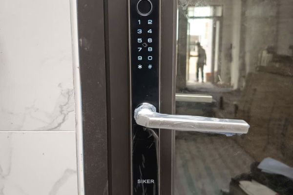 KHÓA QUỐC DÂN CHO CỬA NHÔM XINGFA MANG TÊN SIKER KTS151